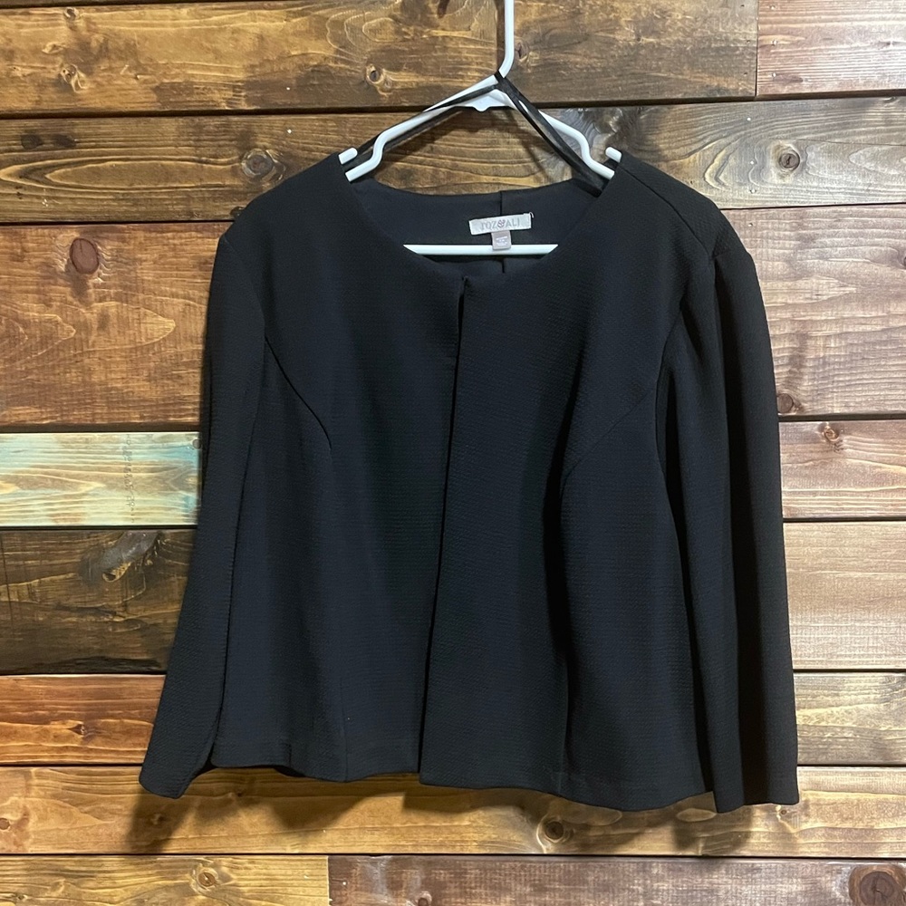 Roz & Ali Textured Black Shrug